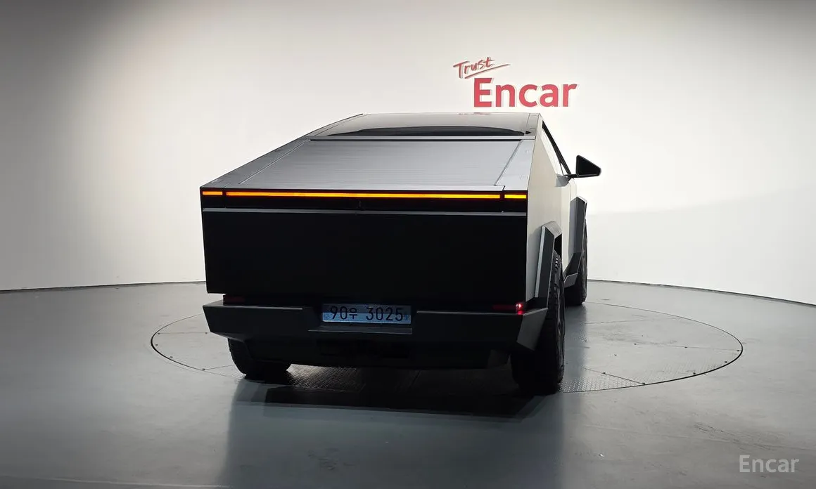 2023 Tesla Cybertruck