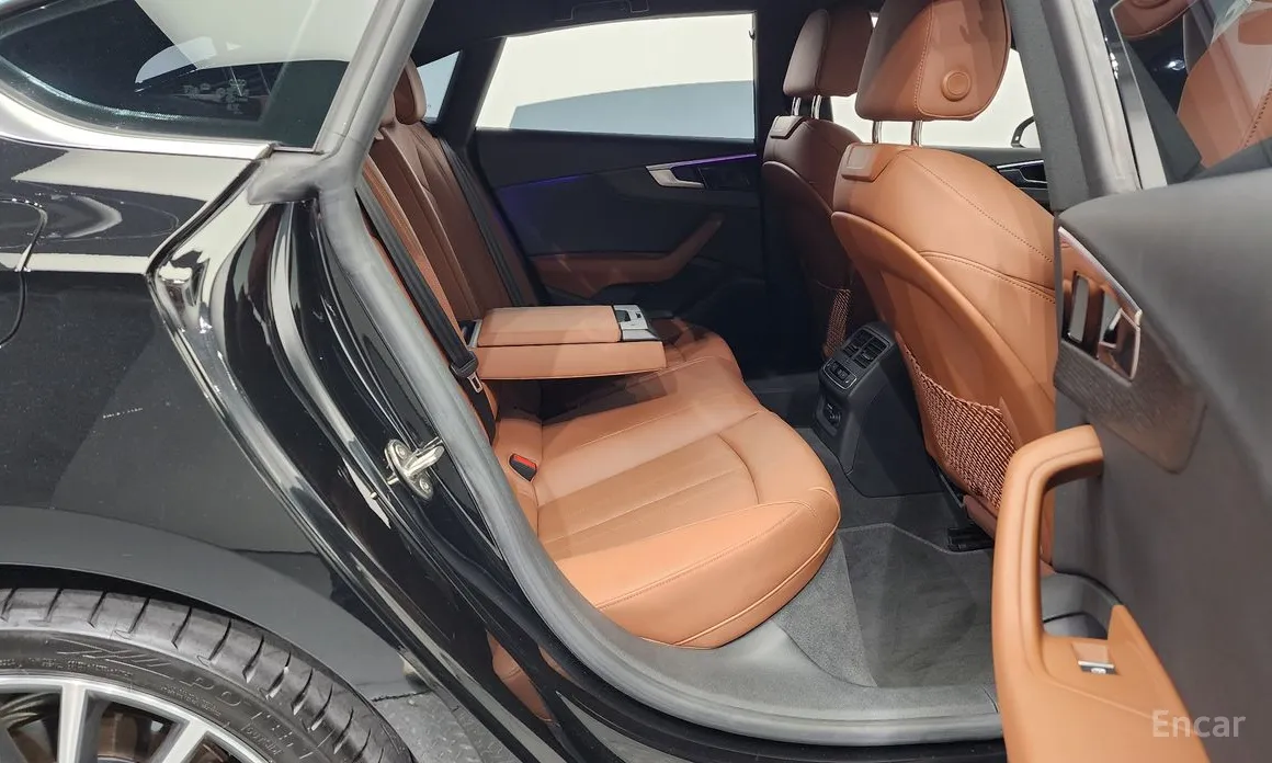 Audi A5 2017 40 TFSI Quattro Premium Sportback