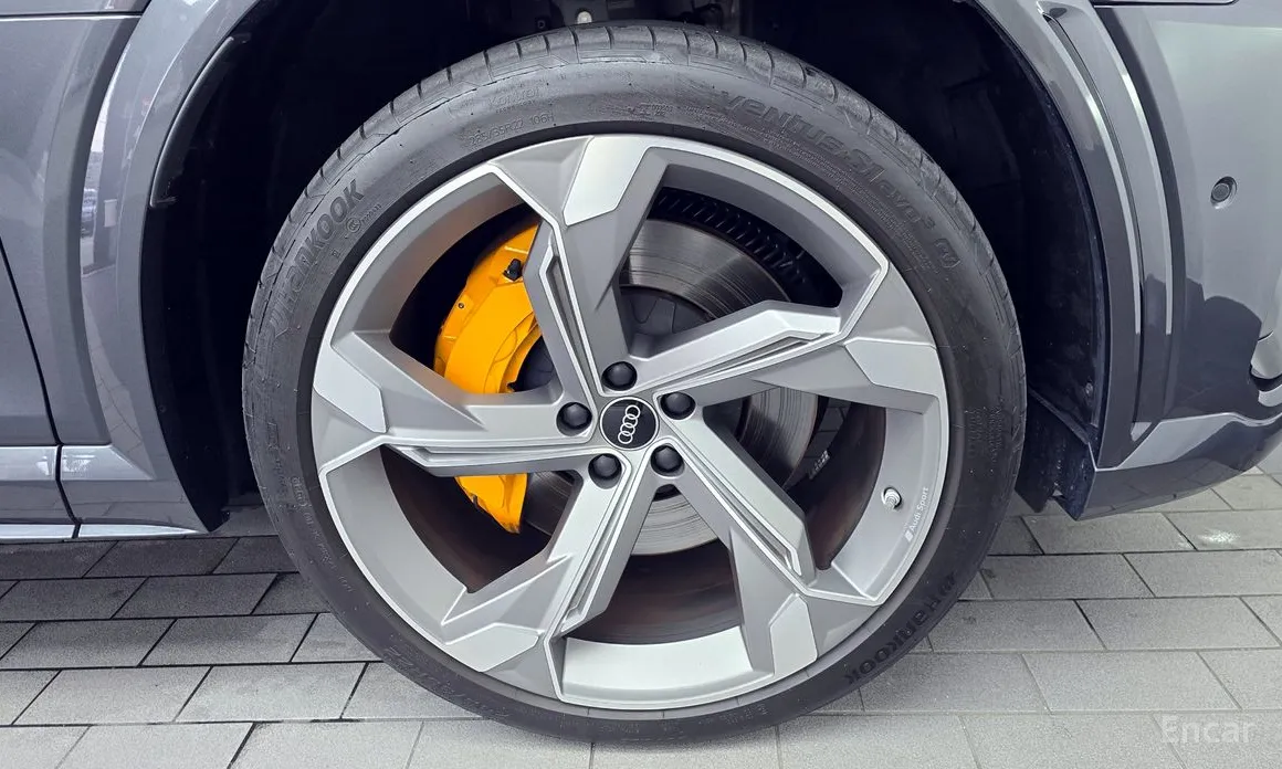 Audi e-tron 2020 S Sportback