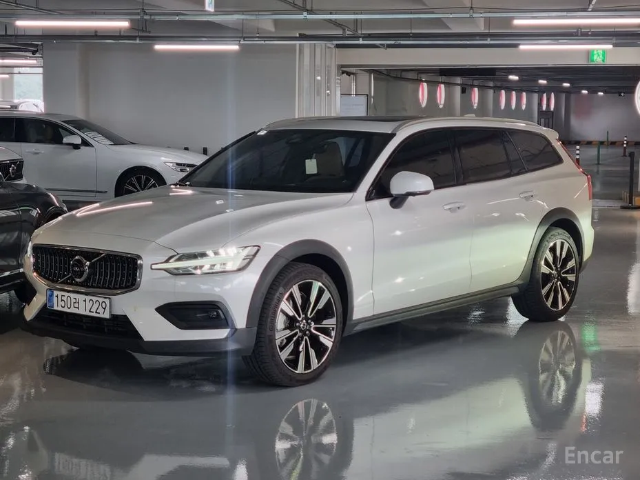 Volvo V60 2019 B5 Ultra AWD