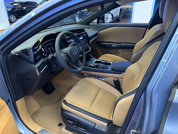 Lexus RZ 2023 2023款 450e 四驱纵享版