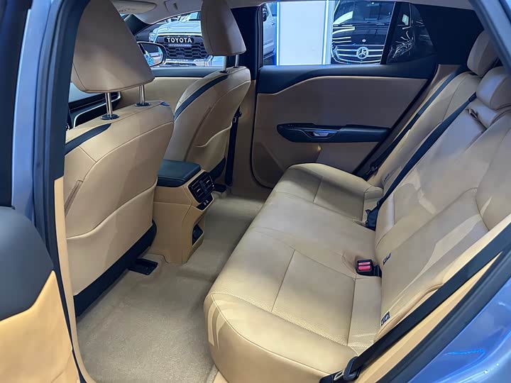 Lexus RZ 2023 2023款 450e 四驱纵享版