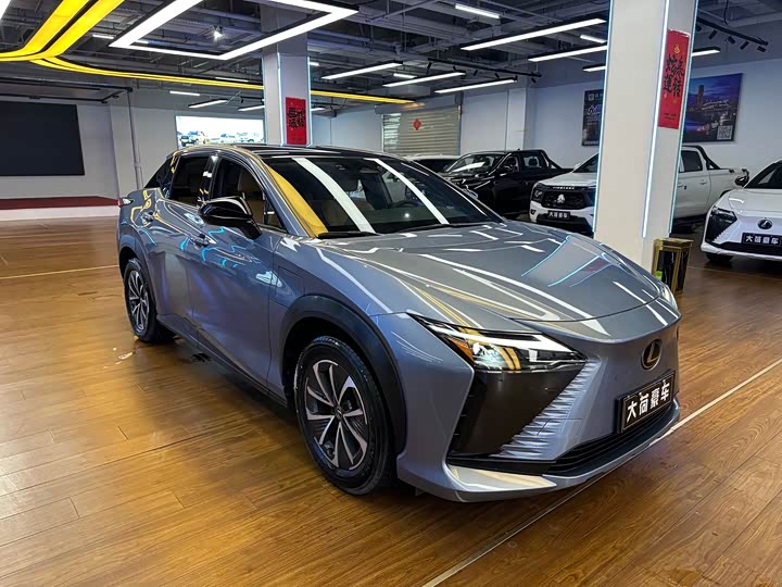 Lexus RZ 2023 2023款 450e 四驱纵享版