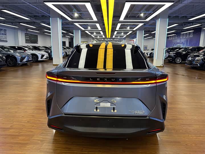 Lexus RZ 2023 2023款 450e 四驱纵享版