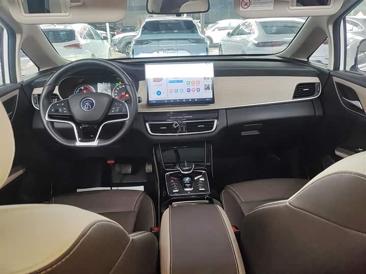 BYD Song Max Hybrid 2022 2022款 DM-i 105KM 尊荣型