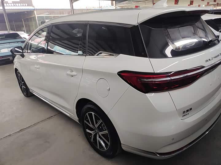 BYD Song Max Hybrid 2022 2022款 DM-i 105KM 尊荣型