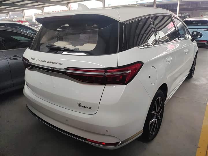 BYD Song Max Hybrid 2022 2022款 DM-i 105KM 尊荣型