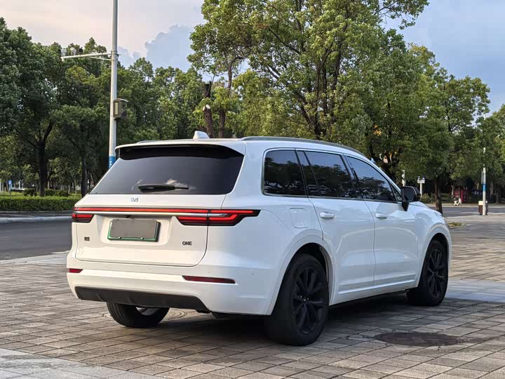 LiXiang One 2021 2021款 增程6座版