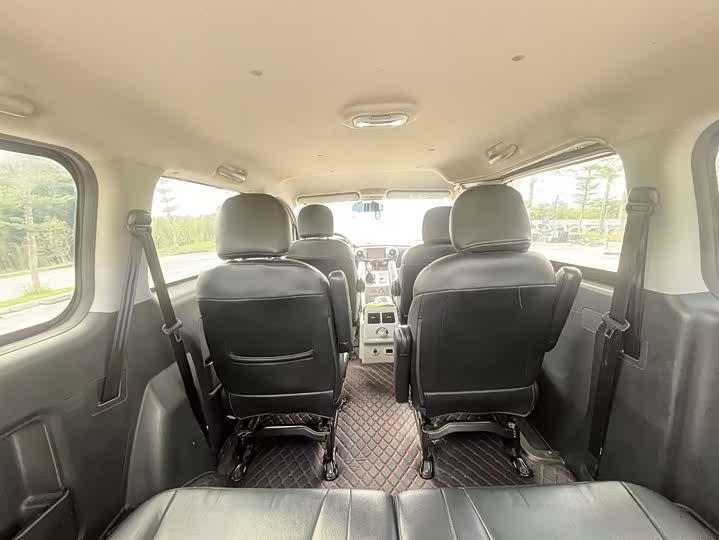 JAC Refine M3 2021 2021款 PLUS 1.8L 2座穿梭版