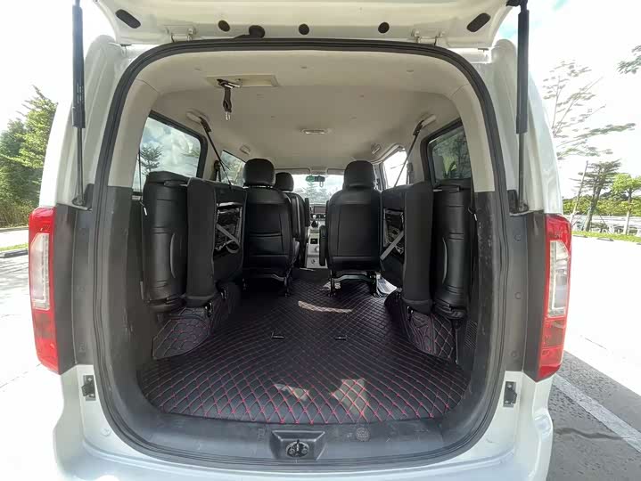 JAC Refine M3 2021 2021款 PLUS 1.8L 2座穿梭版