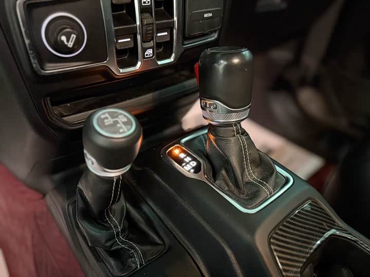 Jeep Gladiator 2023 2023款 3.6L Overland