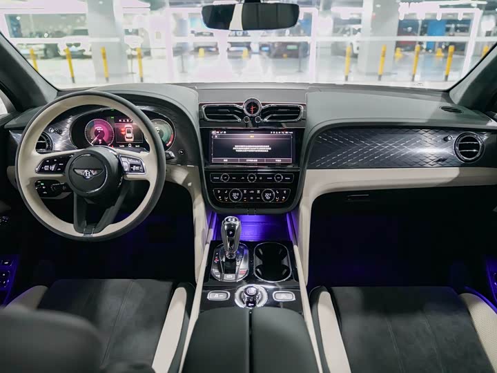 Bentley Bentayga 2022 2022款 4.0T V8 S