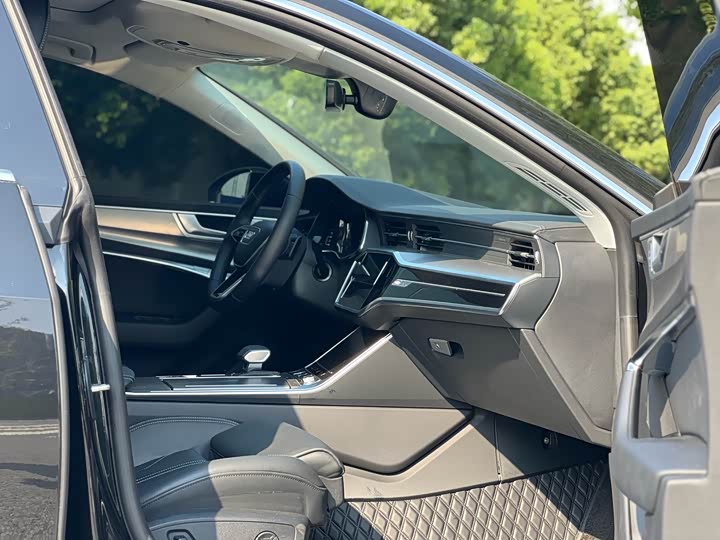 Audi A7 2025 2025款 45 TFSI 臻选型