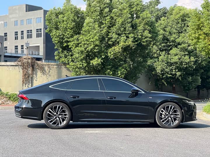 Audi A7 2025 2025款 45 TFSI 臻选型