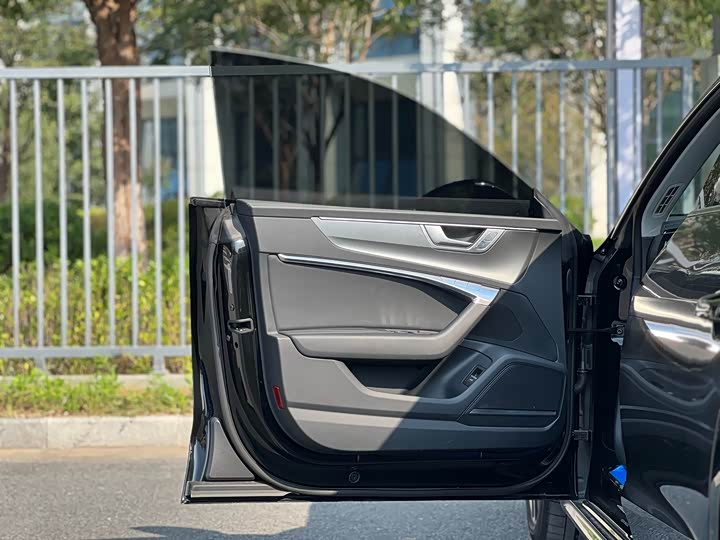 Audi A7 2025 2025款 45 TFSI 臻选型