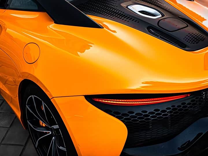 McLaren Artura 2023 2023款 3.0T Hybrid 标准型