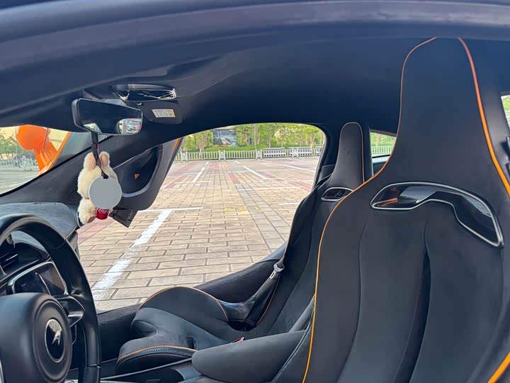 McLaren Artura 2023 2023款 3.0T Hybrid 标准型