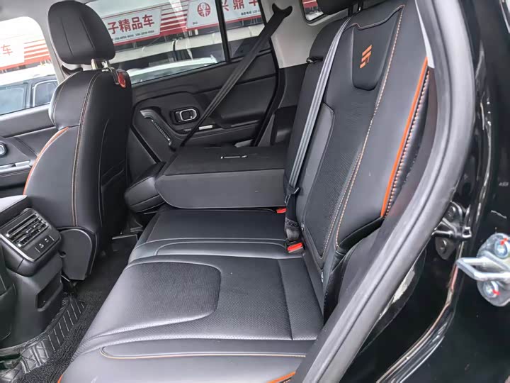 Jetour Freedom 2025 2025款 2.0TD XWD征服