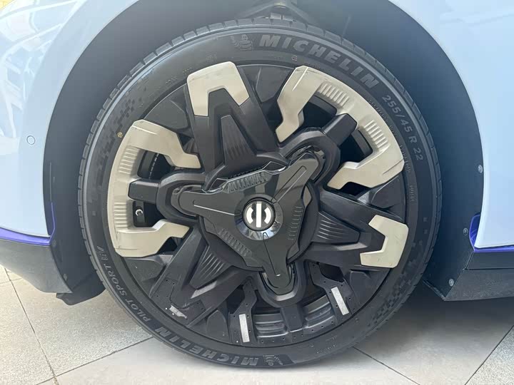 HiPhi Z 2023 2023款 四座版