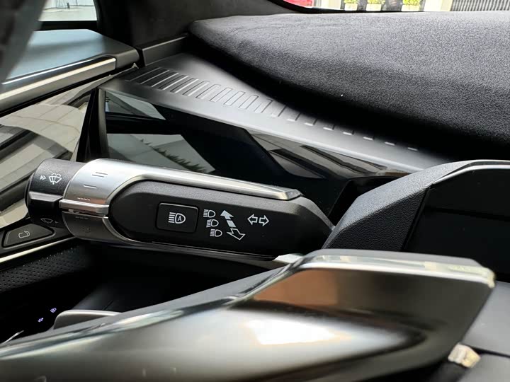 HiPhi Z 2023 2023款 四座版