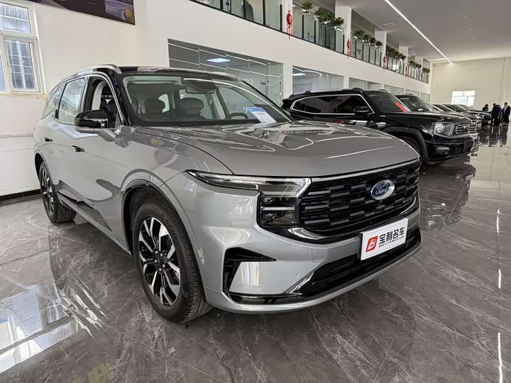 Ford Edge 2025 2025款 锐界L 2.0T EcoBoost E混动四驱七座至尊型