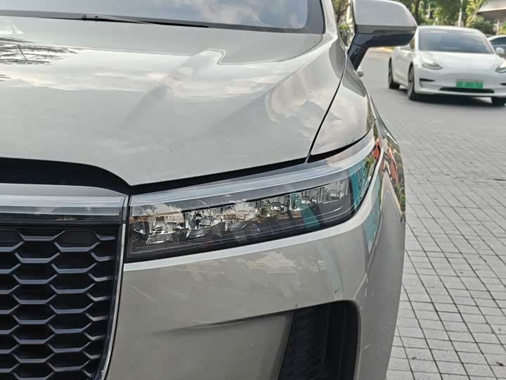 LiXiang One 2021 2021款 增程6座版