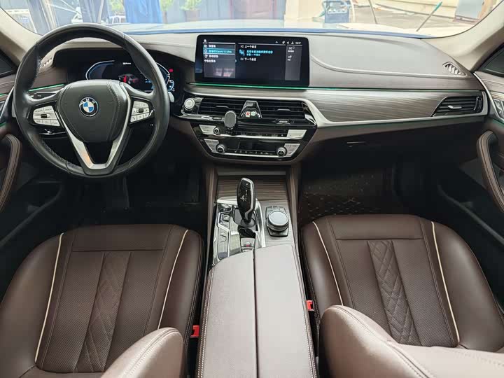 BMW 5 Series Hybrid 2022 2022款 535Le 豪华套装