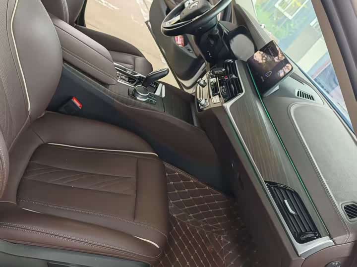 BMW 5 Series Hybrid 2022 2022款 535Le 豪华套装