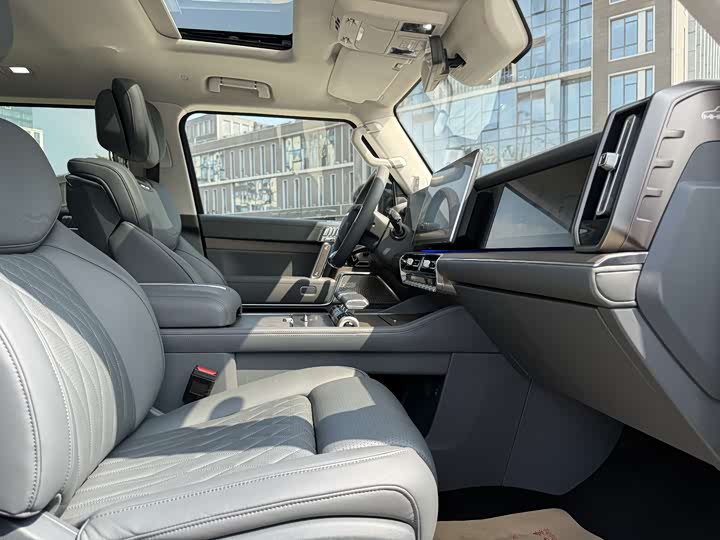 Dongfeng Mengshi M-Hero 917 2023 2023款 增程基础版