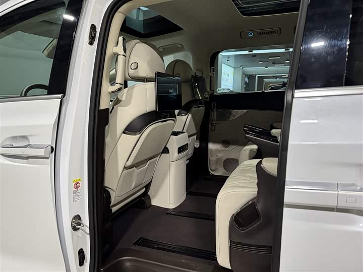 Denza D9 2025 2025款 DM-i 智驾版 1020 四驱旗舰型