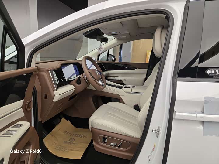 BYD Xia 2025 2025款 DM-i 1.5T 180km 超越型