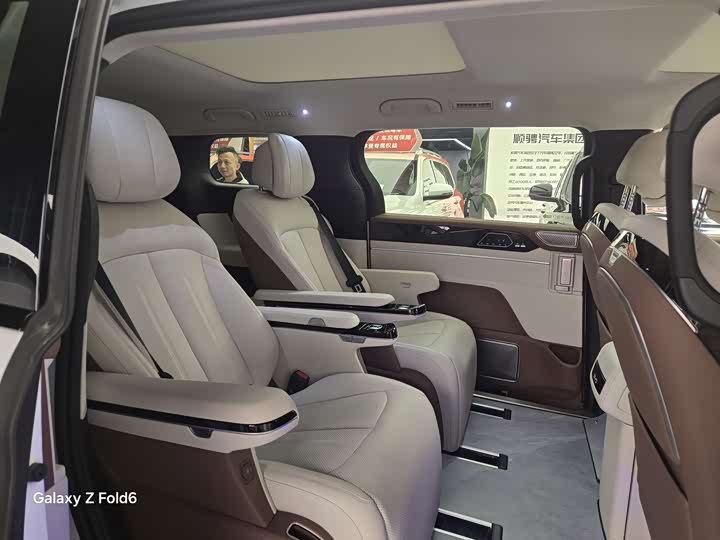 BYD Xia 2025 2025款 DM-i 1.5T 180km 超越型