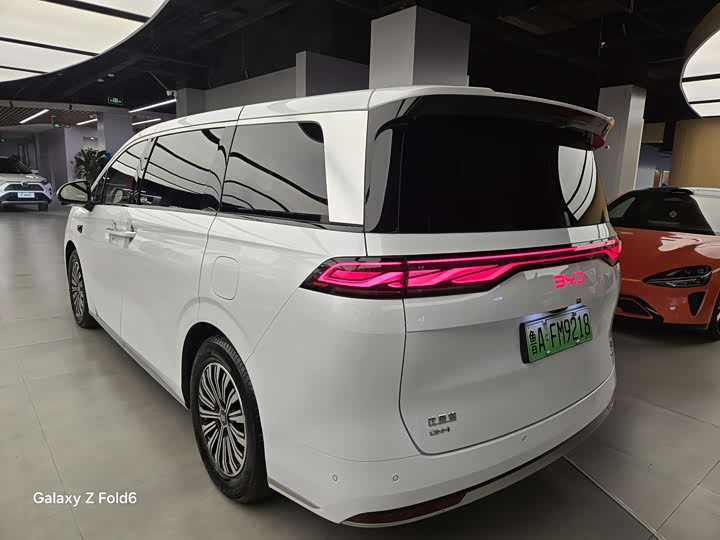 BYD Xia 2025 2025款 DM-i 1.5T 180km 超越型