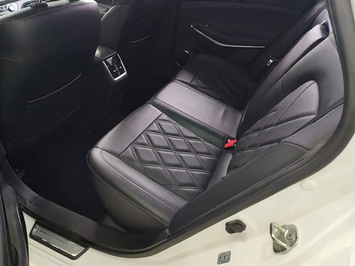 Changan Raeton CC 2022 2022款 蓝鲸版 1.5T DCT豪华型