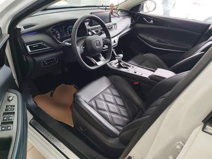 Changan Raeton CC 2022 2022款 蓝鲸版 1.5T DCT豪华型