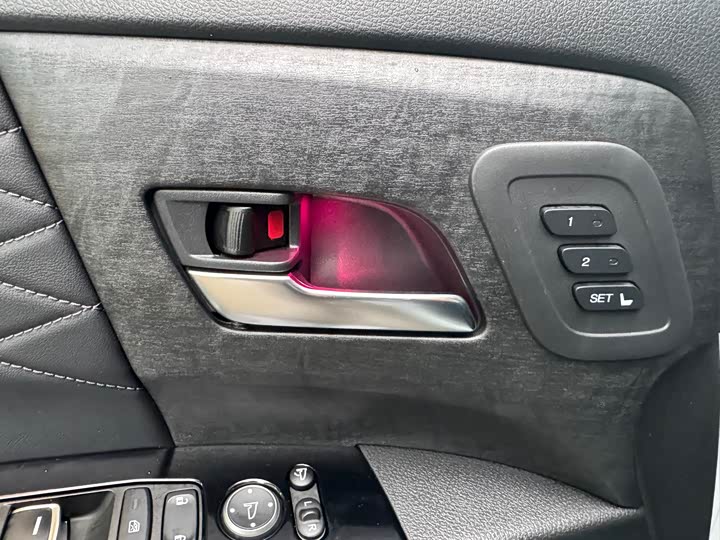 Honda Elysion 2024 2024款 2.0L e:HEV 至尊版