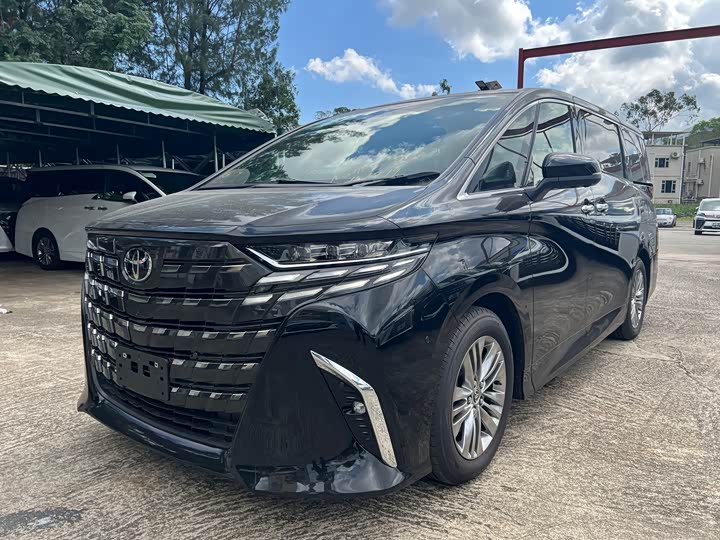 2025 Toyota Alphard