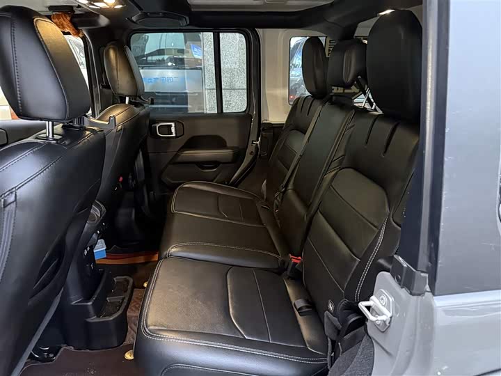 Jeep Wrangler Hybrid 2021 2021款 四门 2.0T 4xe 撒哈拉