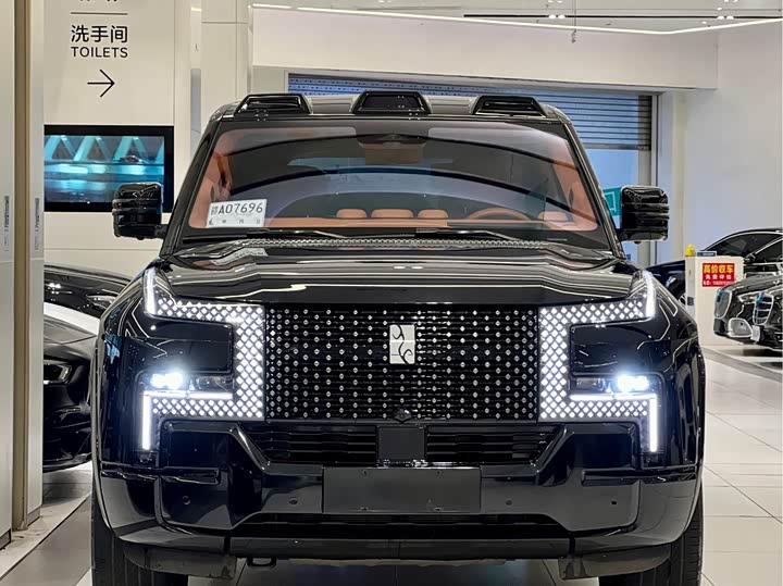 BYD Yangwang U8 2023 2023款 豪华版