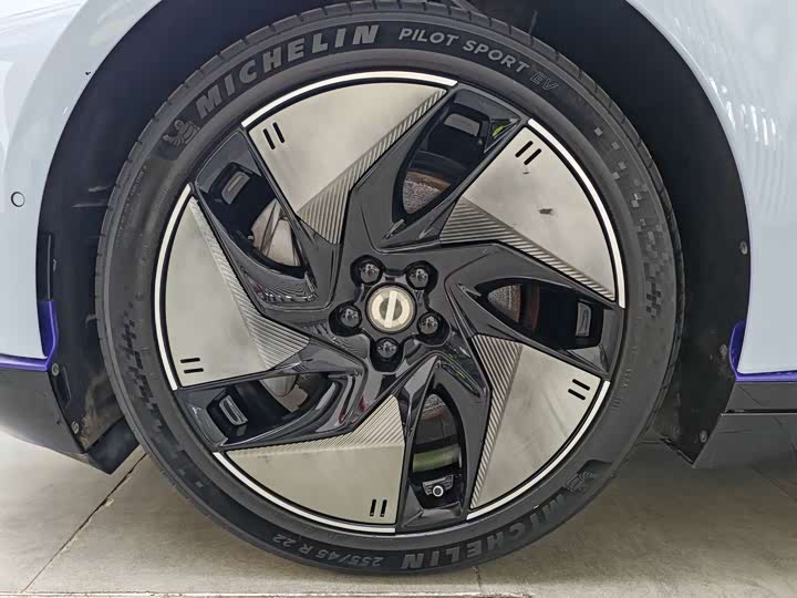 HiPhi Z 2023 2023款 城市版 四座