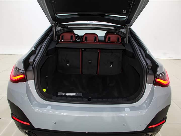 BMW 4 Series 2024 2024款 430i Gran Coupe M运动曜夜套装