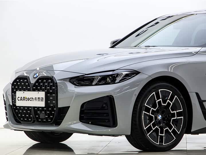 BMW 4 Series 2024 2024款 430i Gran Coupe M运动曜夜套装