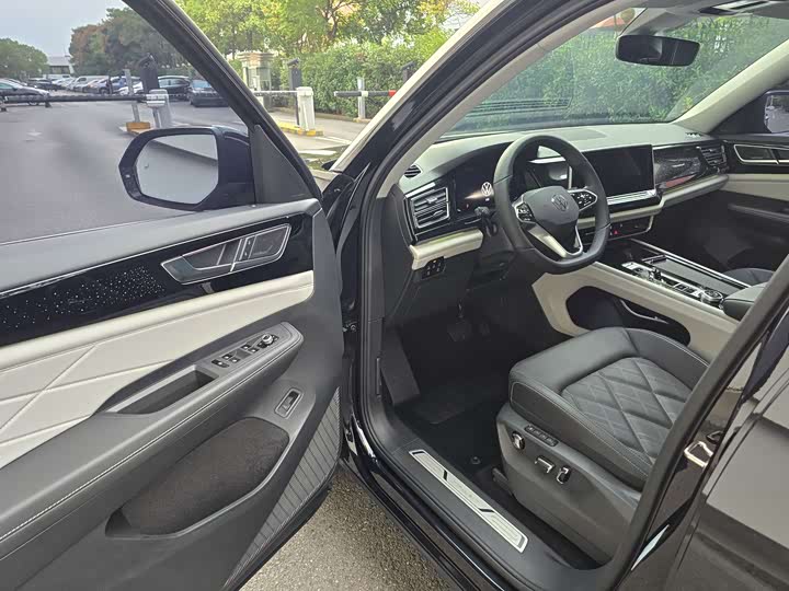 Volkswagen Teramont Pro 2024 2024款 380TSI 四驱尊崇旗舰版