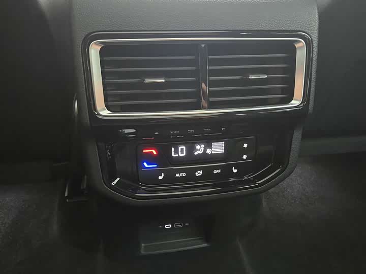 Volkswagen Teramont Pro 2024 2024款 380TSI 四驱尊崇旗舰版