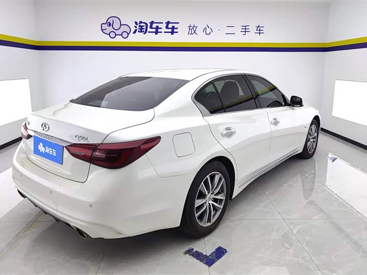 Infiniti Q50L 2022 2022款 2.0T 舒适版