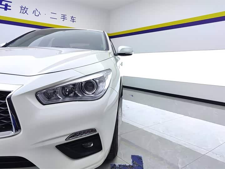 Infiniti Q50L 2022 2022款 2.0T 舒适版