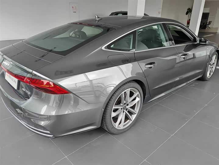 Audi A7 2024 2024款 45 TFSI 臻选型