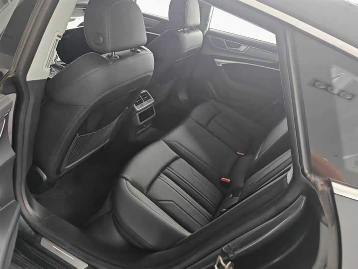 Audi A7 2024 2024款 45 TFSI 臻选型