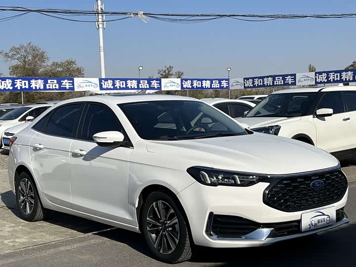 Ford Escort 2021 2021款 1.5L 自动钻石版