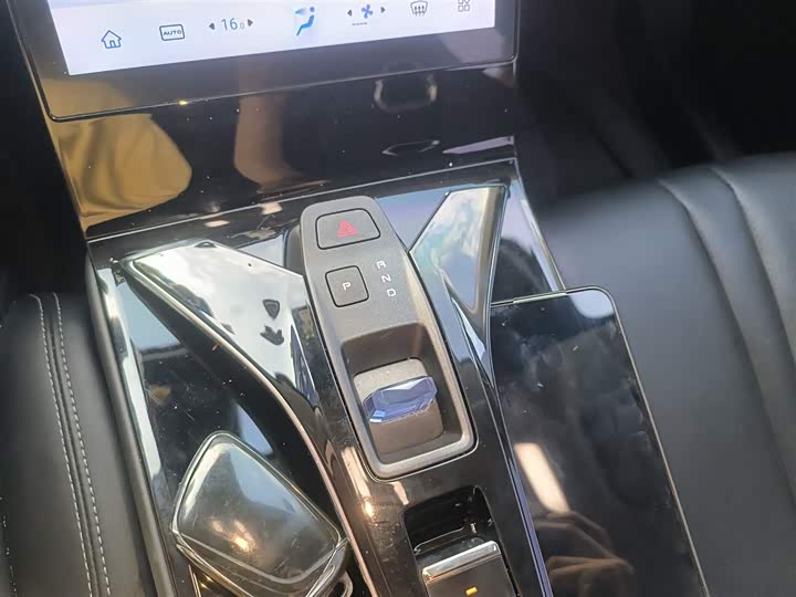 Dongfeng Aeolus Haohan 2023 2023款 DH-i 1.5T 尊贵版